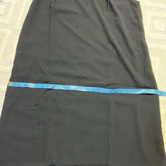 OAK + FORT - SLEEVELESS MIDI DRESS in Black - Picture 7 of 8